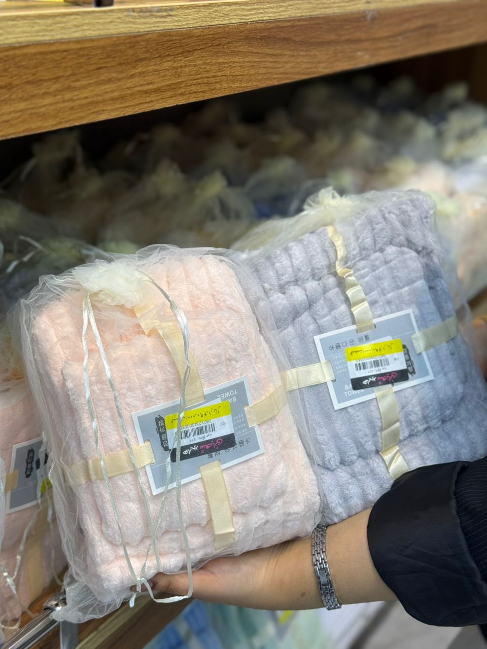 WhatsApp Image 2025-09-04 at 12.38.38 حوله دوتیکه مدل کرکره ای وارداتی - Image 1